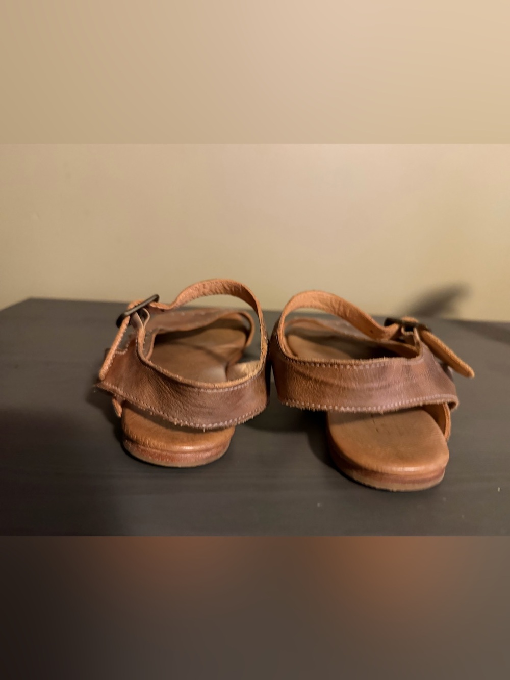 Bed Stu Auburn Brown Leather Buckle Sandals - Picture 7 of 8